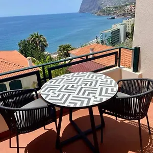 Apartment Ocean Cliffs, Funchal (Madeira)
