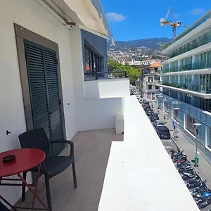 Apartment Canavial Terrace@heart Of, Funchal (Madeira)