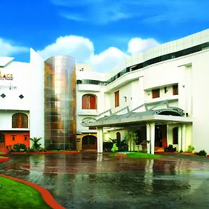 Nila Palace Hotel Kollam